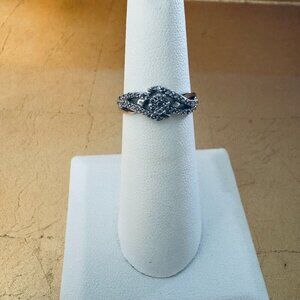 10K White Gold Cluster Diamond Ring womens size 5.25